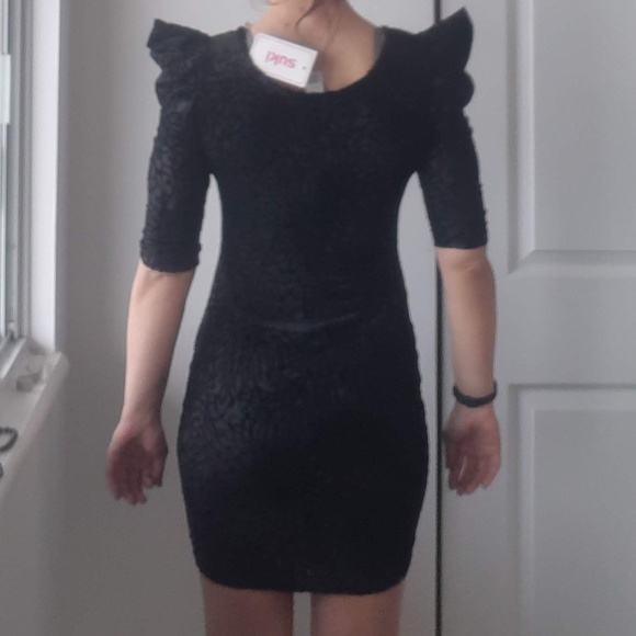 NWT Black Velvet burnout Body con Dress - Picture 3 of 4